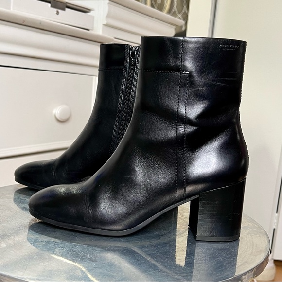Vagabond Nicole Black Leather Blocked Mid
Heeled Ankle Boots With Round Toe - Picture 5 of 12